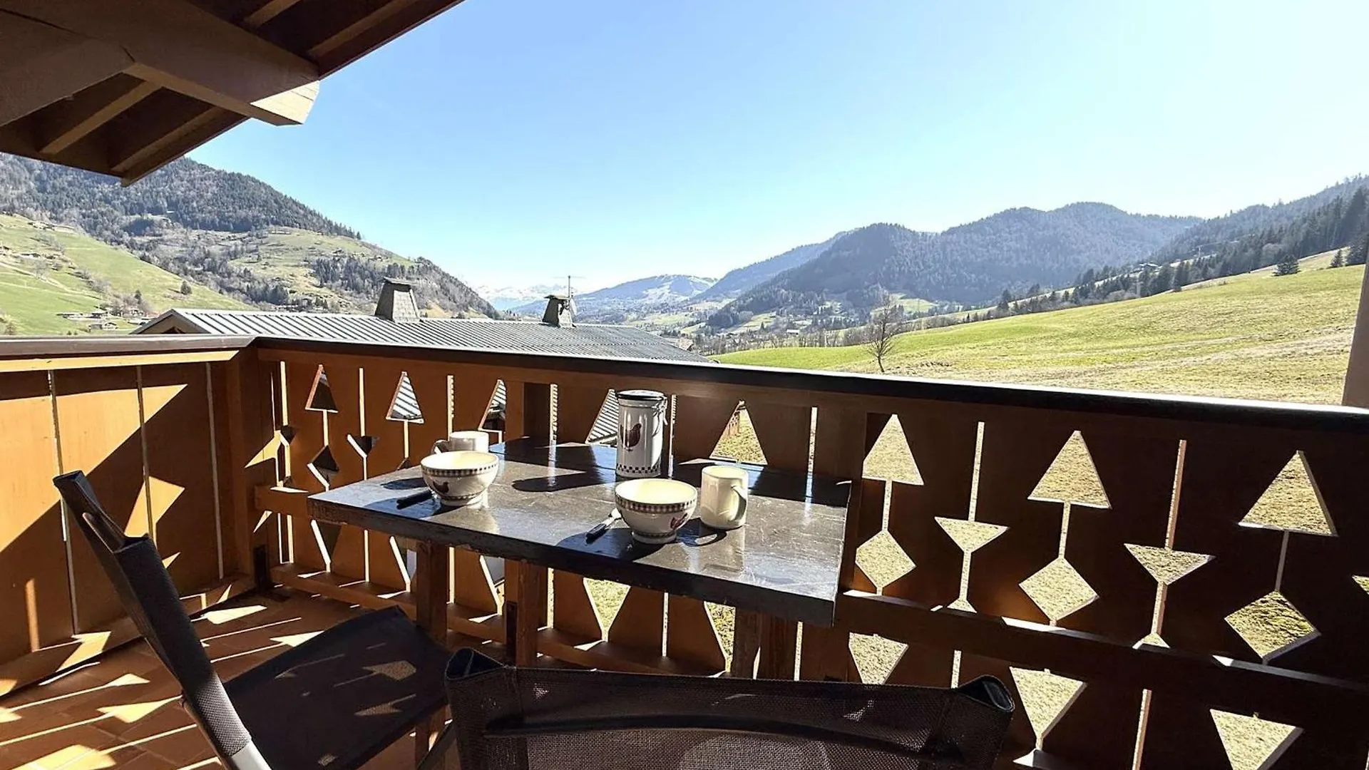 Appartement Skis Aux Pieds Avec Balcon, Parking Et Casier A Ski A Praz-Sur-Arly - Fr-1-603-54 0*,  France
